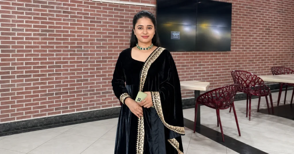 How old is Kannika Ravi? Age and birthday