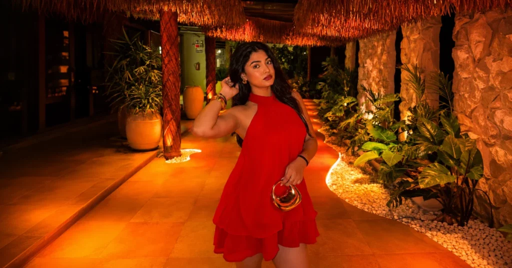 How old is Surbhi Rathore? Age and birthday