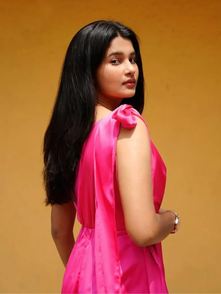 Yuvina Parthavi Profile summary